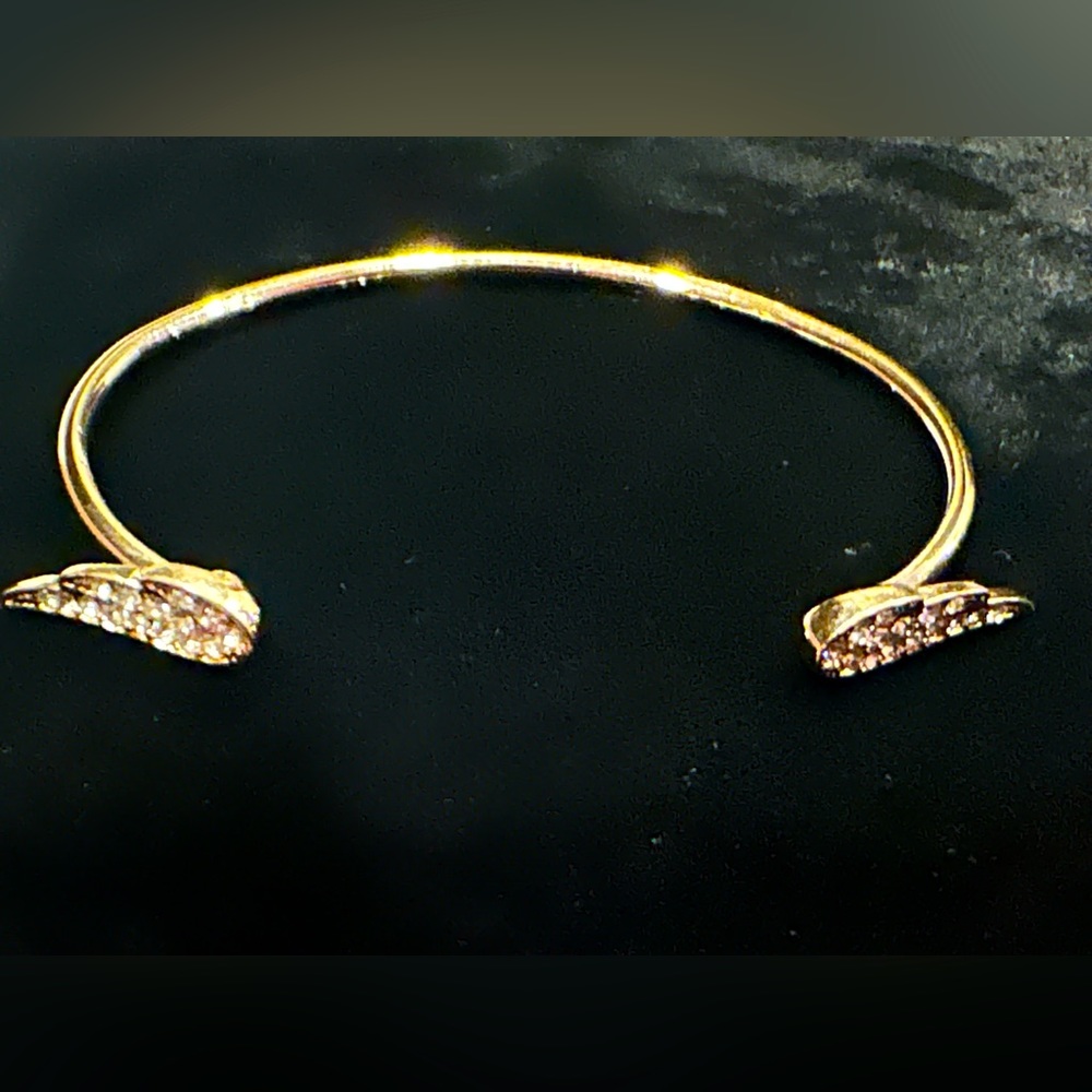 Victoria’s Secret Gold Tone Angel Wing Bracelet
